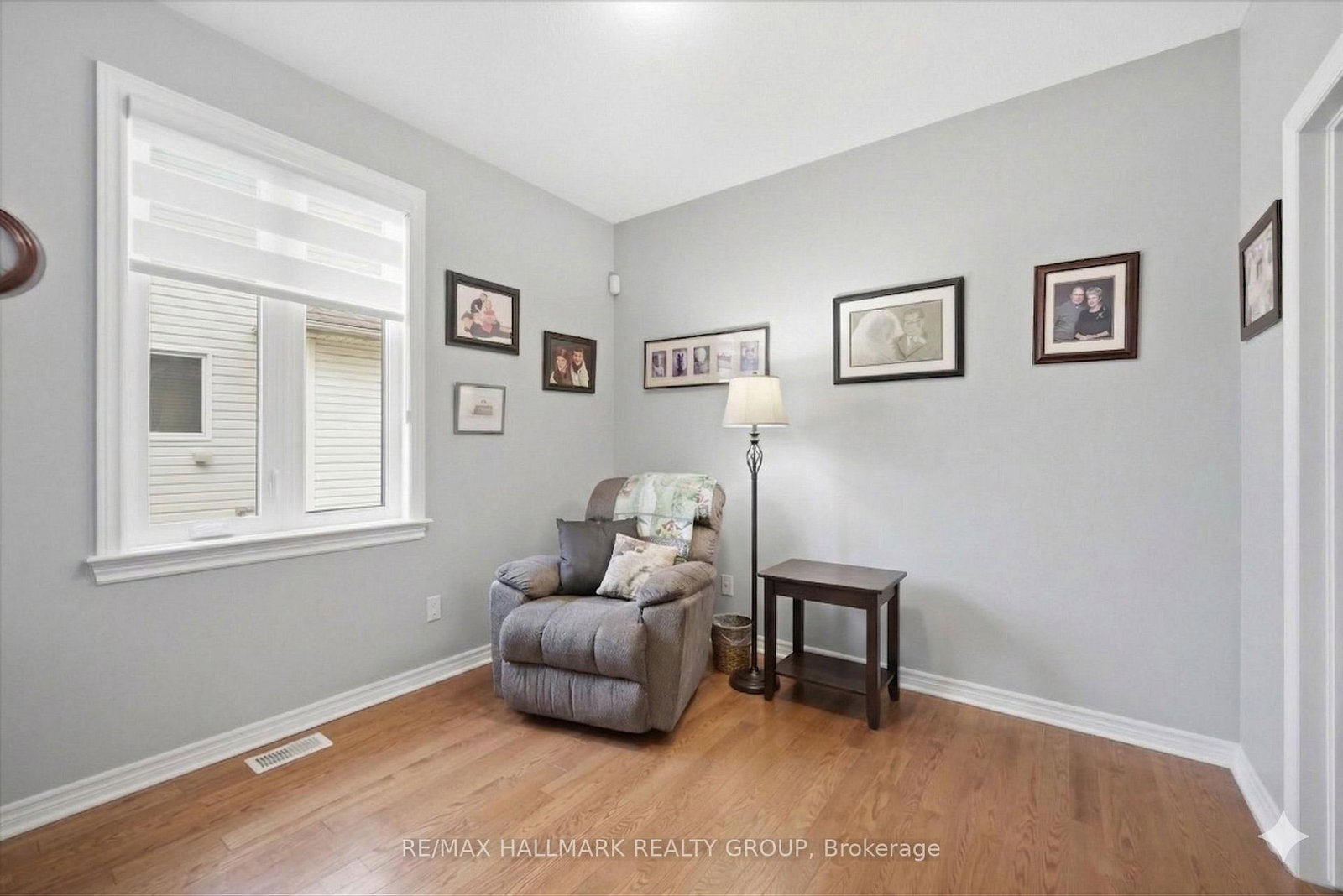 724 Long Point Circle - Photo 27