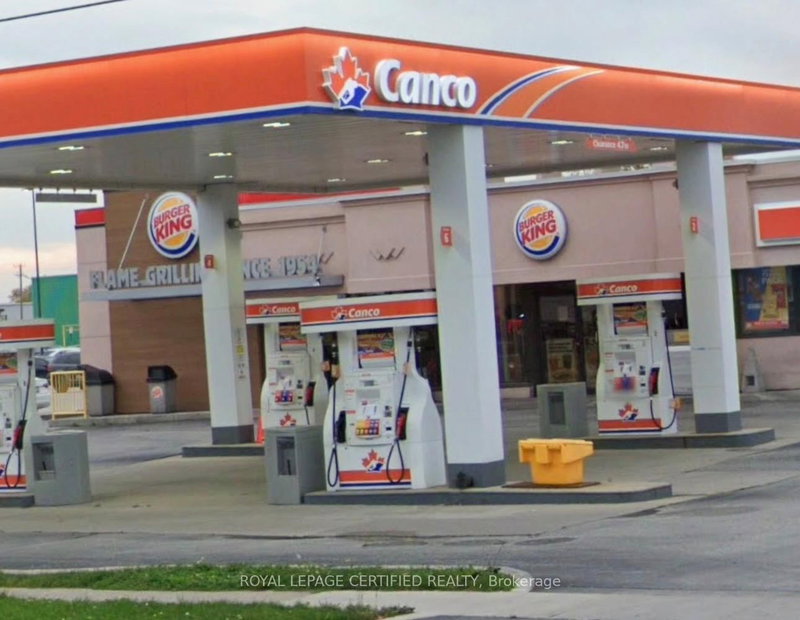 203 Indian Rd S, Sarnia, N7T 3W3 | Image 3