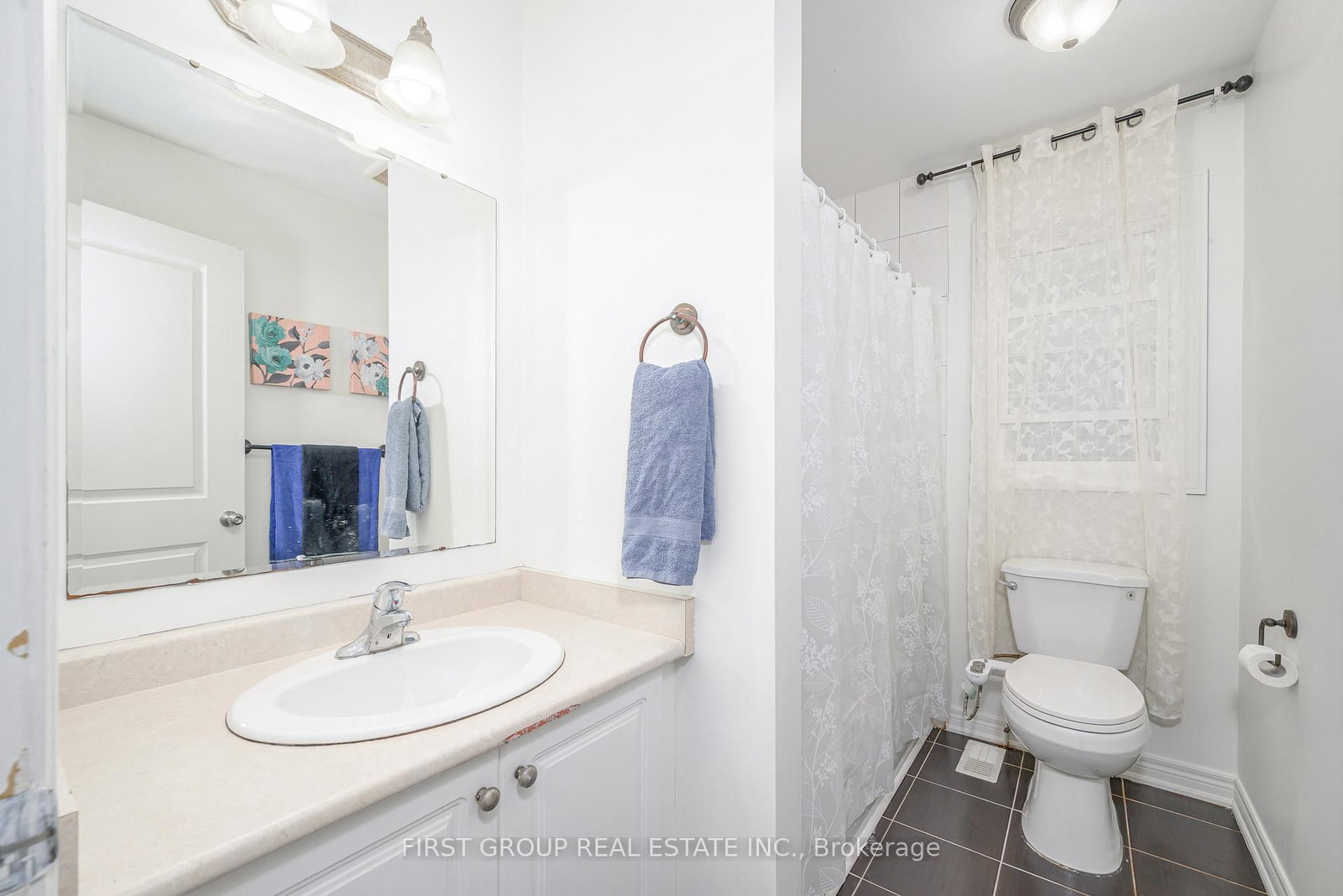 Detached House for sale at 936 Broadway Boulevard, Peterborough, Ontario, K9H 0G8 - Northcrest Ward 5 - MLS: X12928090