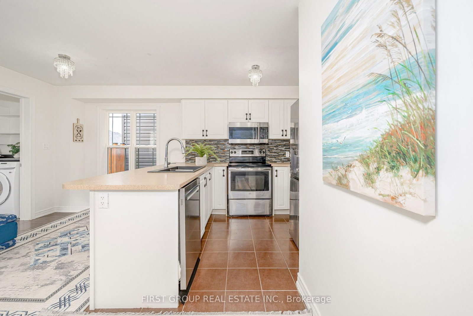 Detached House for sale at 936 Broadway Boulevard, Peterborough, Ontario, K9H 0G8 - Northcrest Ward 5 - MLS: X12928090