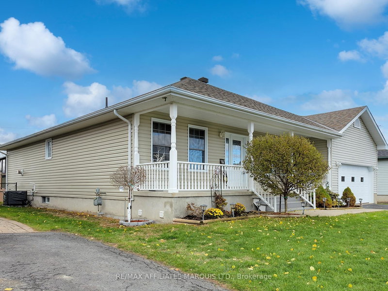 9 Grove St, South Dundas, K0E 1K0 | Image 3