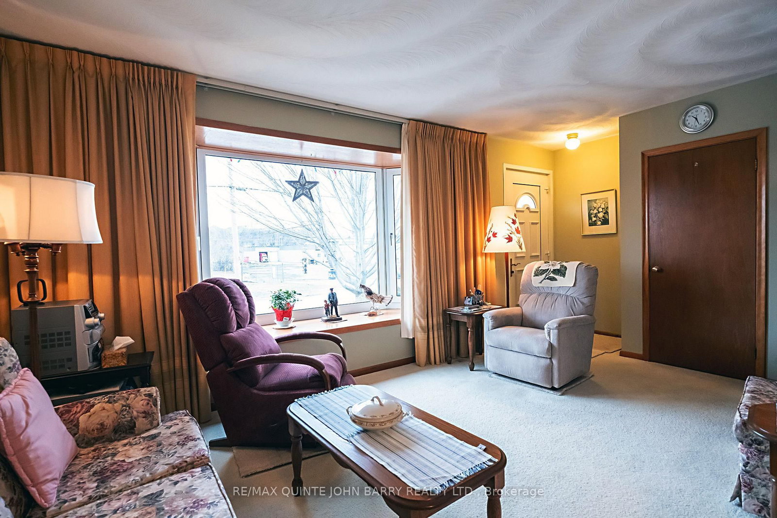 Detached House for sale at 247 West Street, Quinte West, Ontario, K8V 2N2 - Trenton Ward - MLS: X12928238