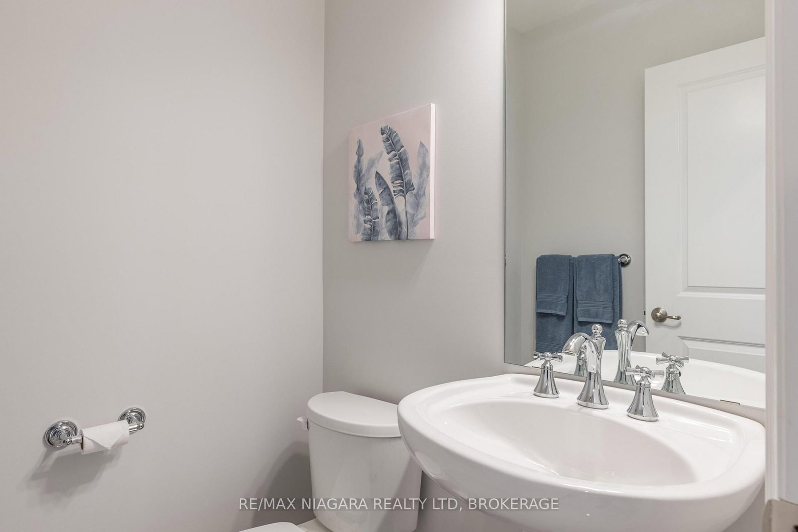 Detached House for sale at 3628 Allen Trail, Fort Erie, Ontario, L0S 1N0 - Ridgeway - MLS: X12928318