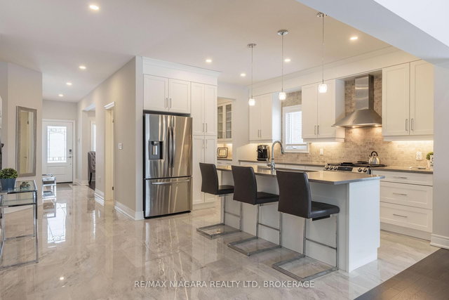3628 Allen Trail