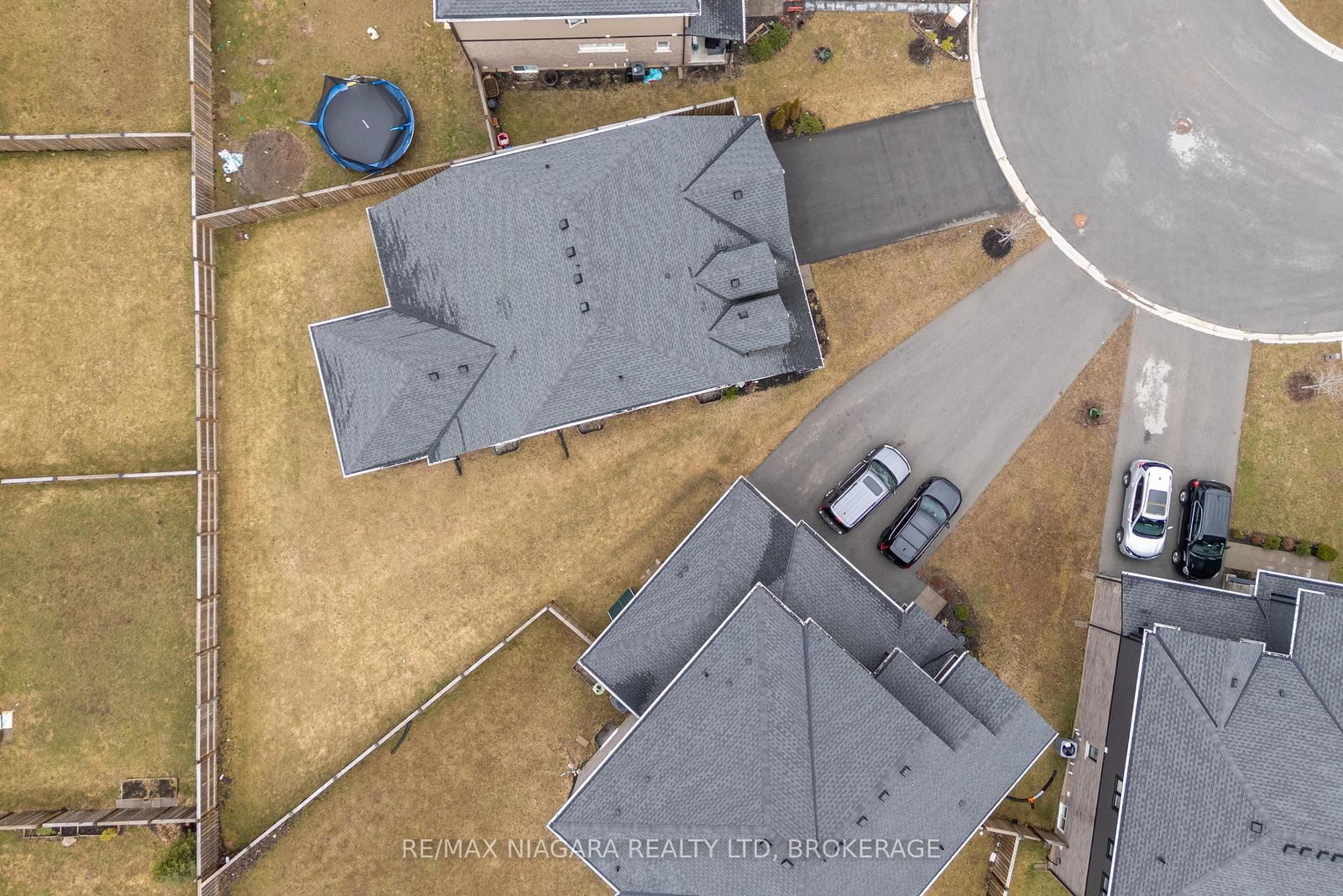 Detached House for sale at 3628 Allen Trail, Fort Erie, Ontario, L0S 1N0 - Ridgeway - MLS: X12928318