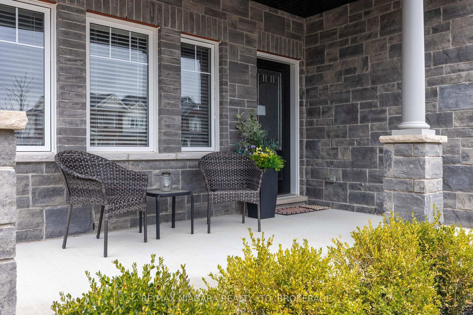 Detached House for sale at 3628 Allen Trail, Fort Erie, Ontario, L0S 1N0 - Ridgeway - MLS: X12928318