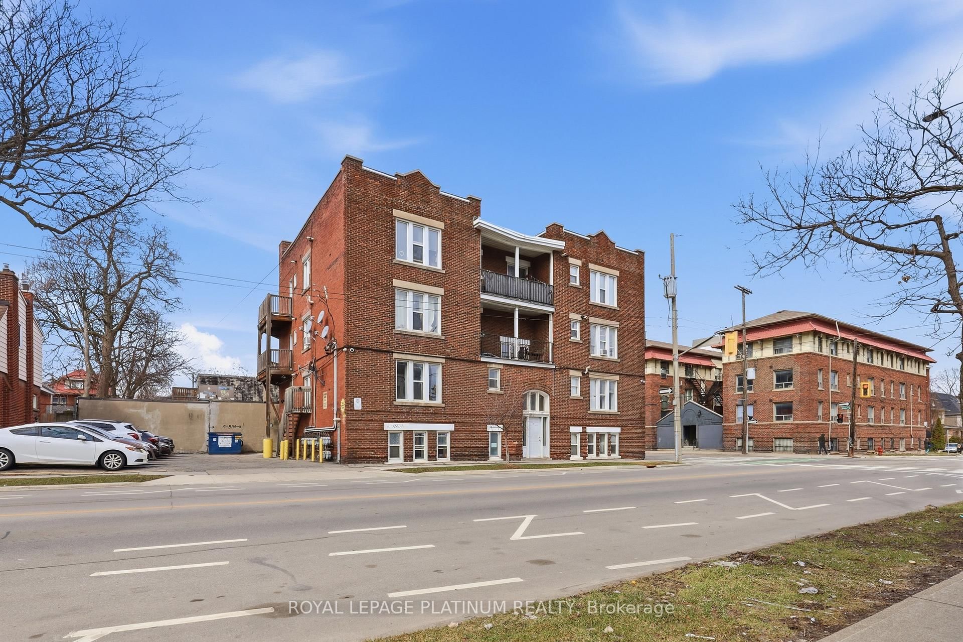 120 Sherman Avenue S, Unit 7
