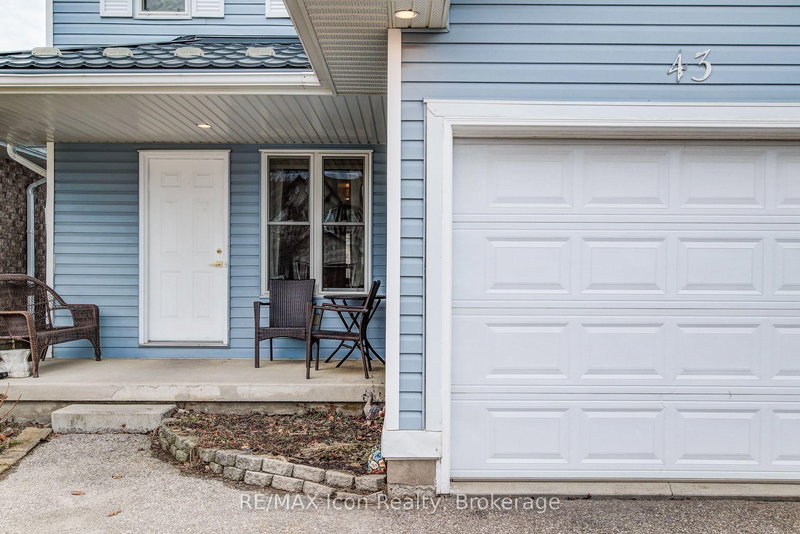 43 Hagan Ave, Guelph, N1E 7B7 | Image 2