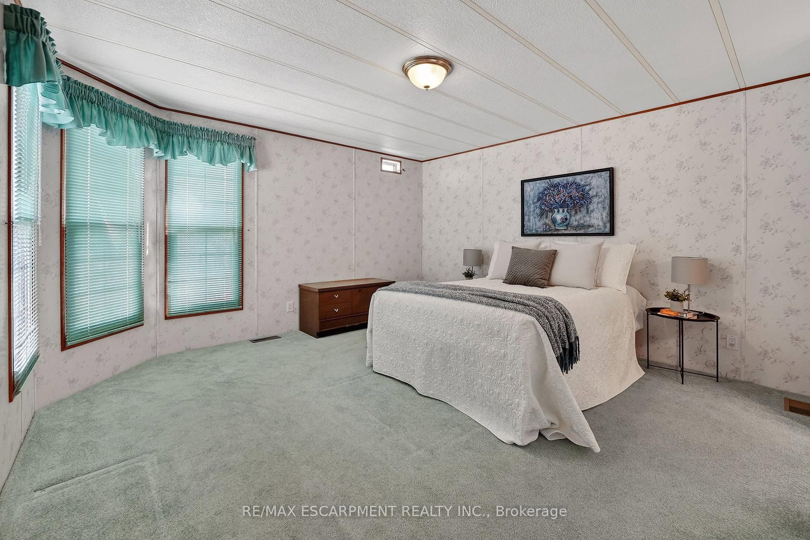 3033 Townline Road, Unit 11 - Photo 12