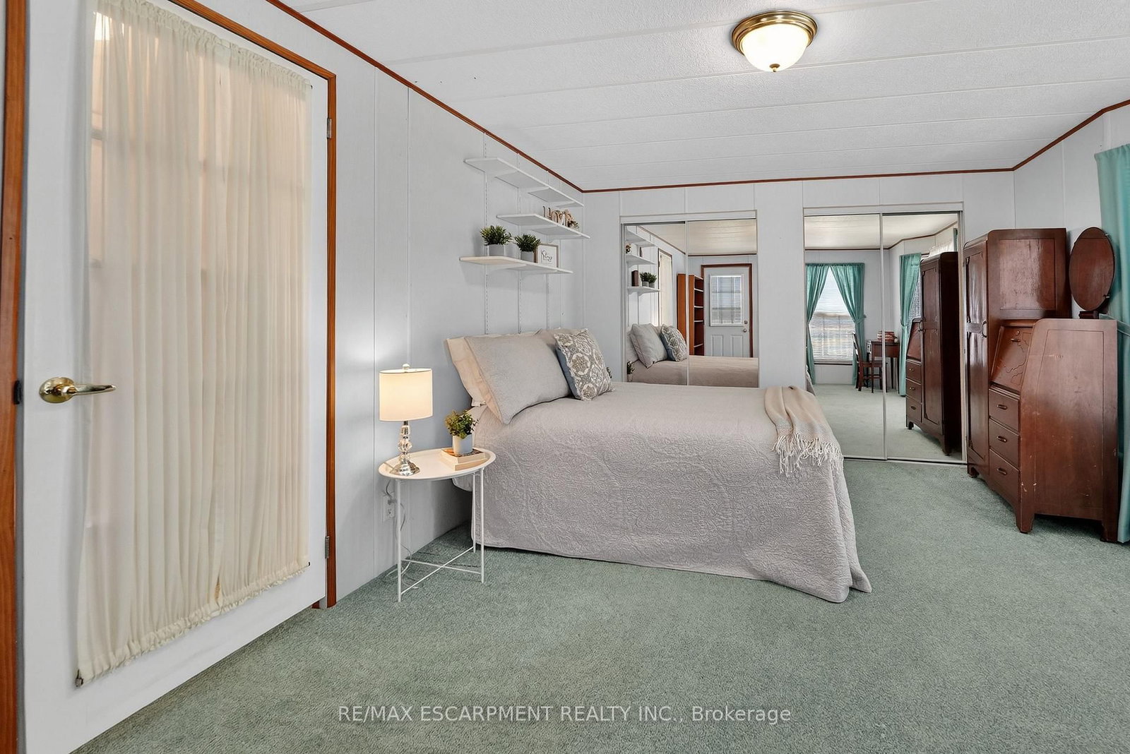 3033 Townline Road, Unit 11 - Photo 18