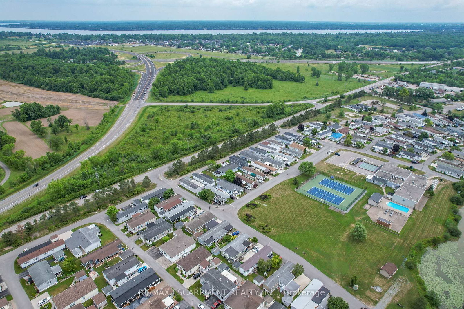 3033 Townline Road, Unit 11 - Photo 25