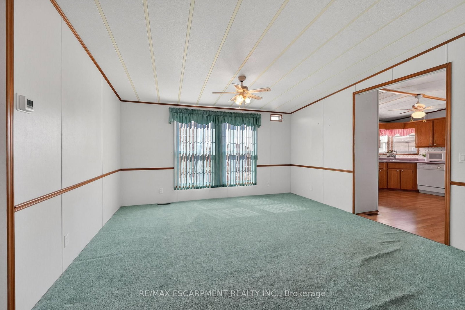 3033 Townline Road, Unit 11 - Photo 9