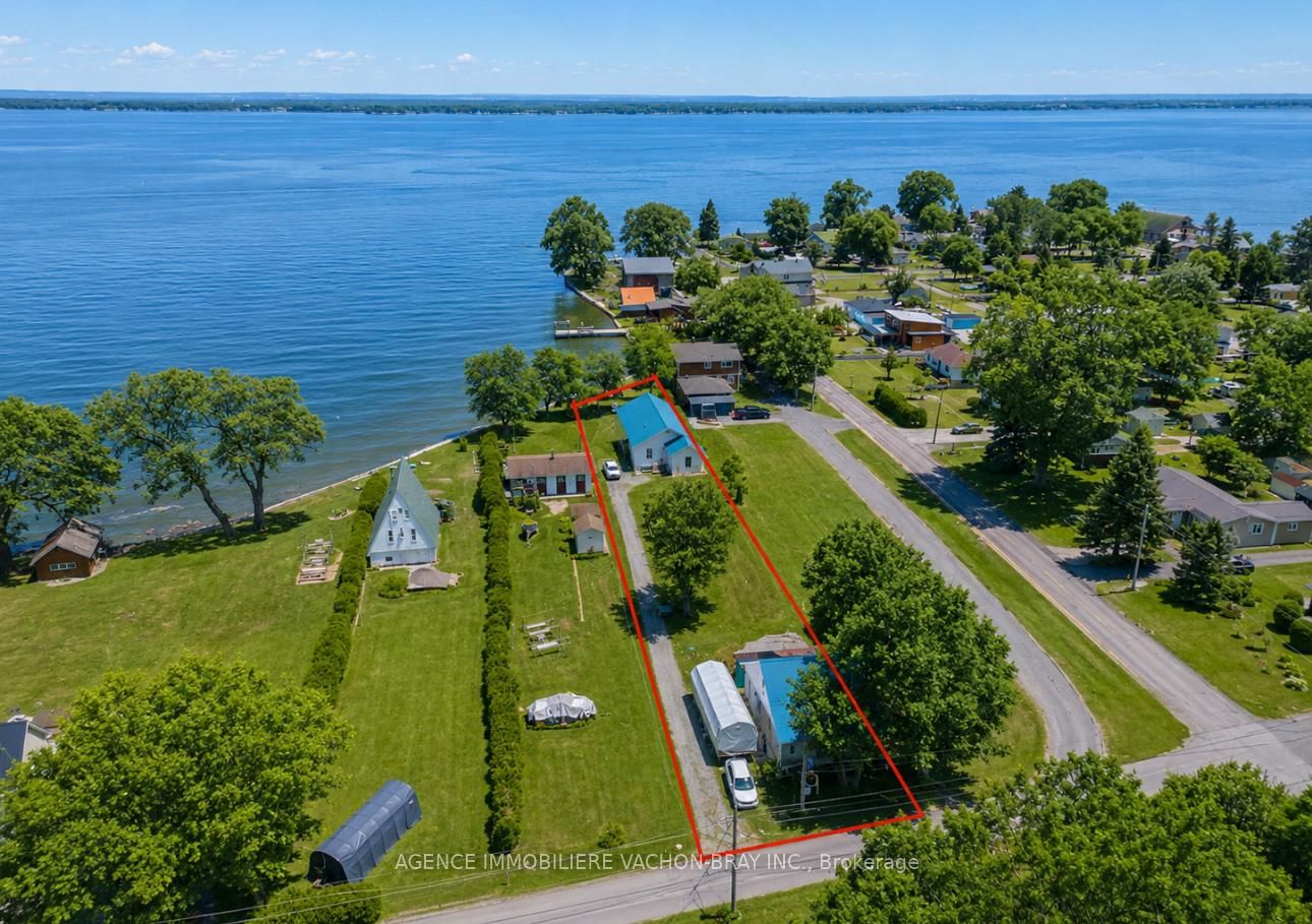 6240 167th Avenue • South Glengarry, ON photo 1