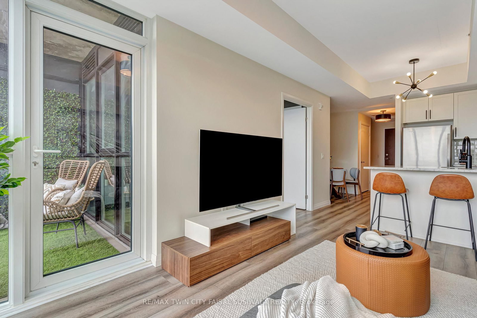 108 Garment Street, Unit 904 - Photo 21