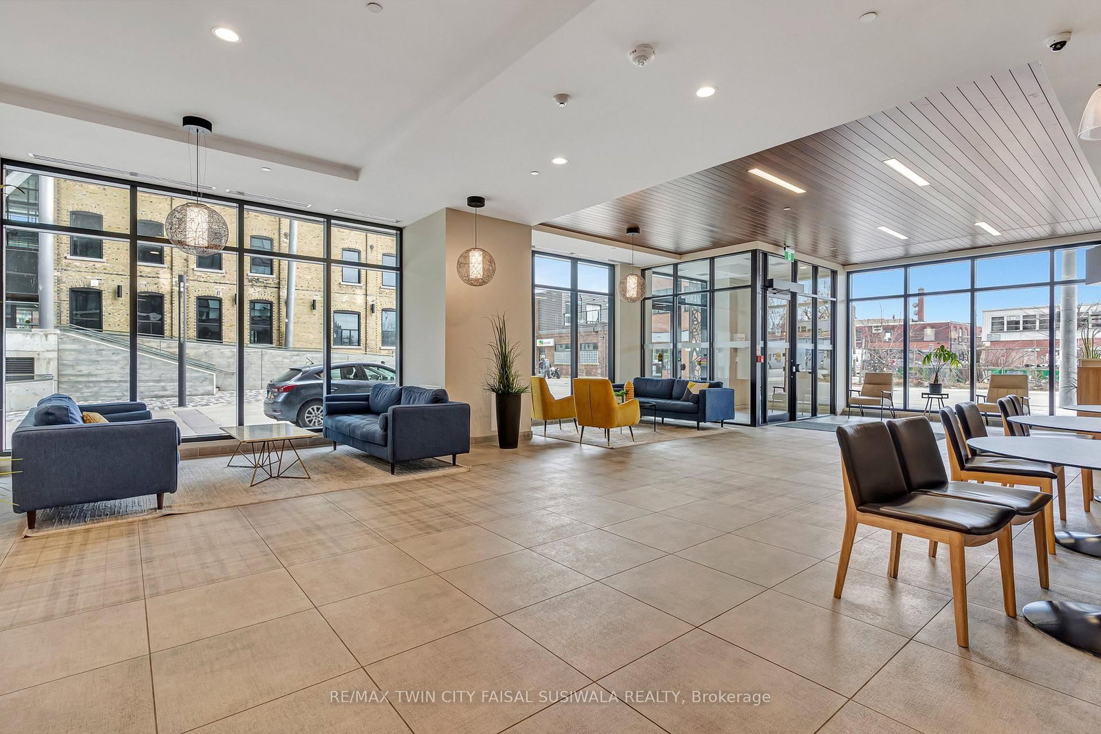 108 Garment Street, Unit 904 - Photo 4