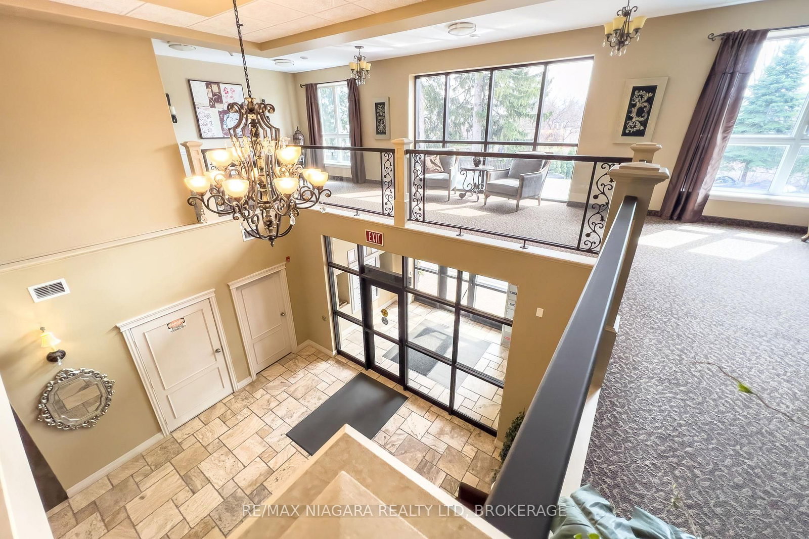 2799 St. Paul Avenue, Unit 306 - Photo 22