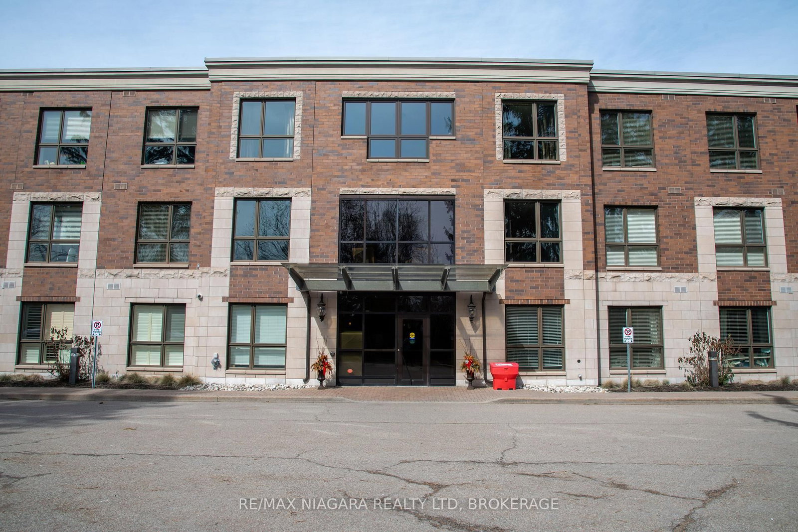 2799 St. Paul Avenue, Unit 306 - Photo 3