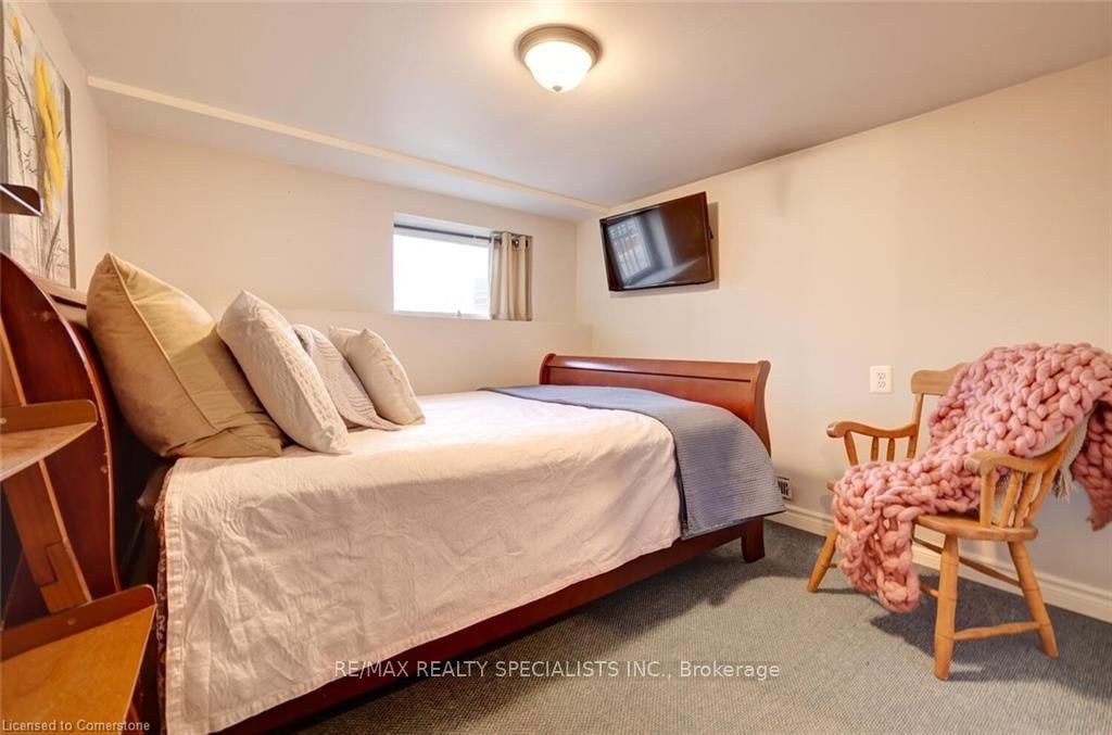 17 Foster Street - Photo 26