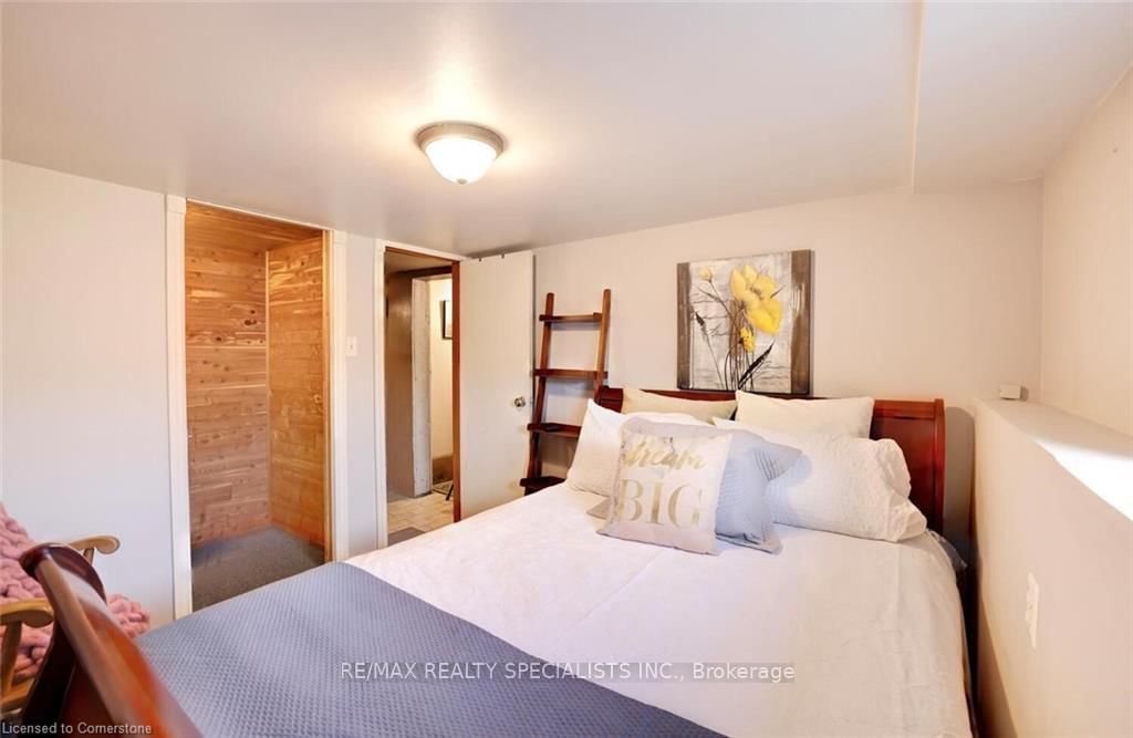 17 Foster Street - Photo 27