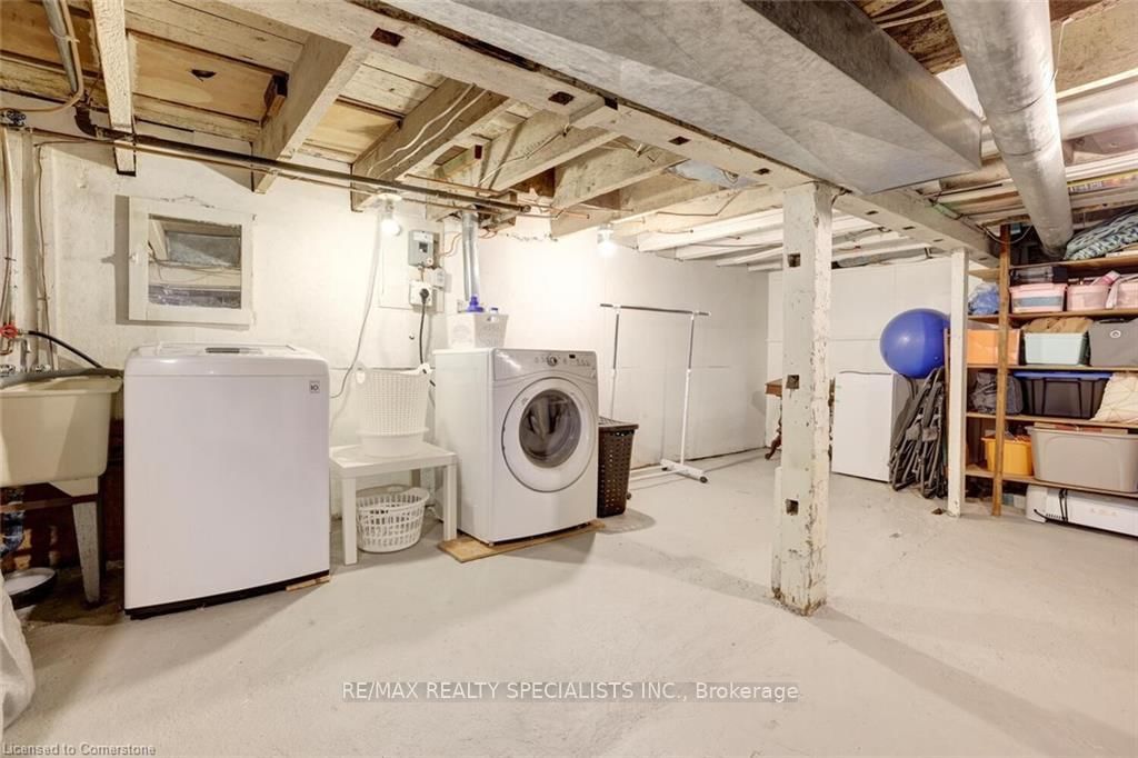 17 Foster Street - Photo 33