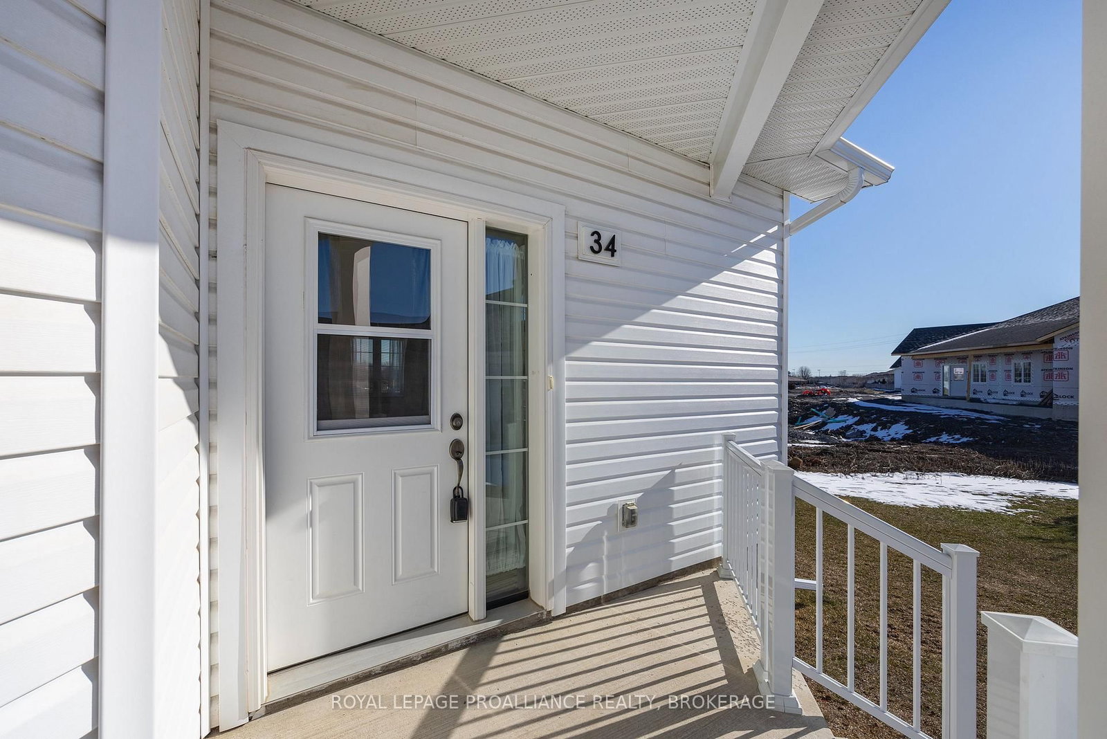 Listing Image 7