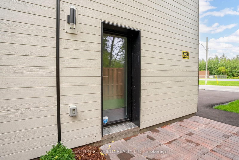 6645 Glen Walter Park Rd, South Glengarry, K6H 5R5 | Image 3