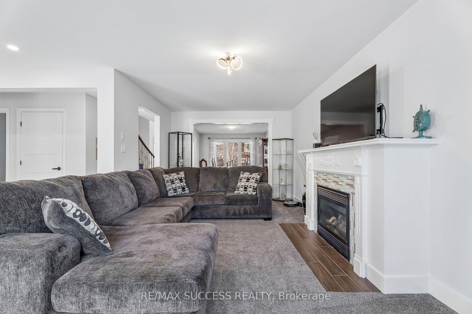 Detached House for sale at 202 Braithwaite Avenue, Hamilton, Ontario, L9G 5A6 - Ancaster - MLS: X12929376