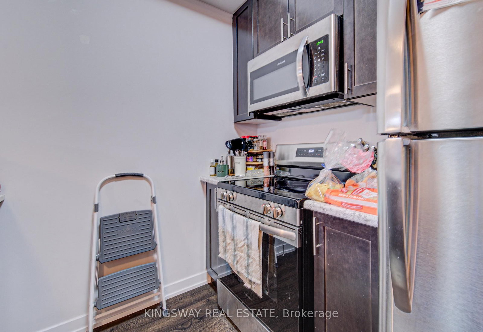 Condo for sale at 109-125 Shoreview Place, Hamilton, Ontario, L8E 0K3 - Stoney Creek - MLS: X12929400