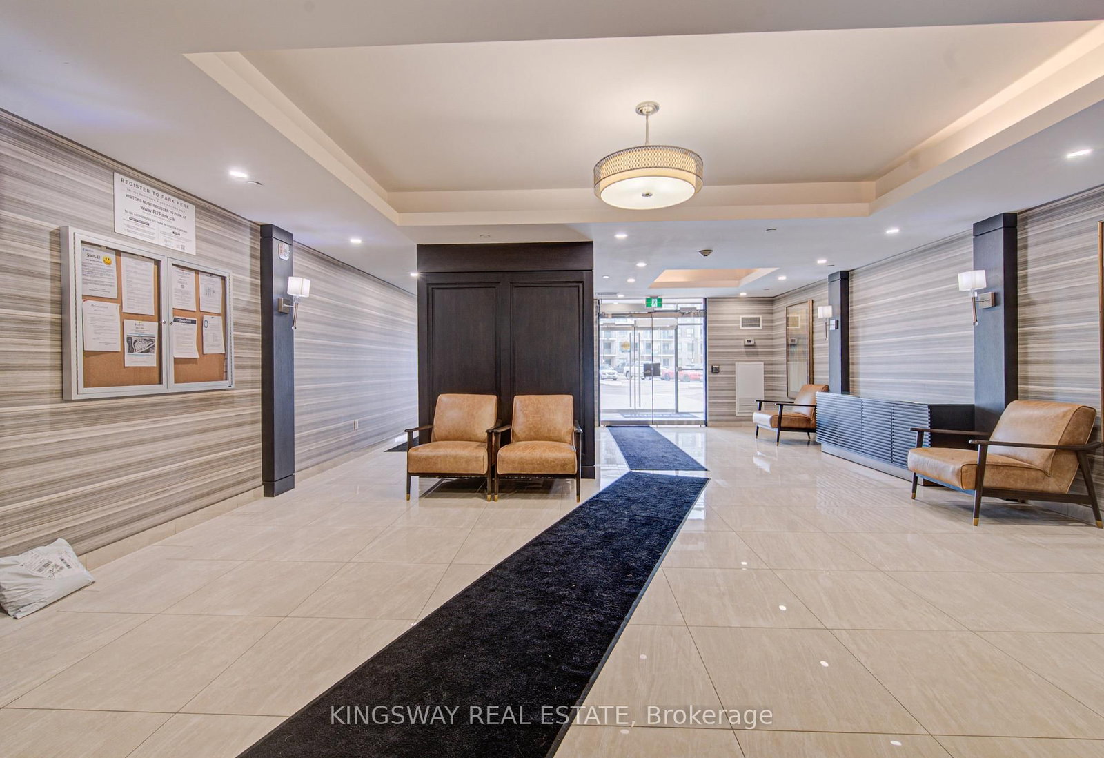 Condo for sale at 109-125 Shoreview Place, Hamilton, Ontario, L8E 0K3 - Stoney Creek - MLS: X12929400