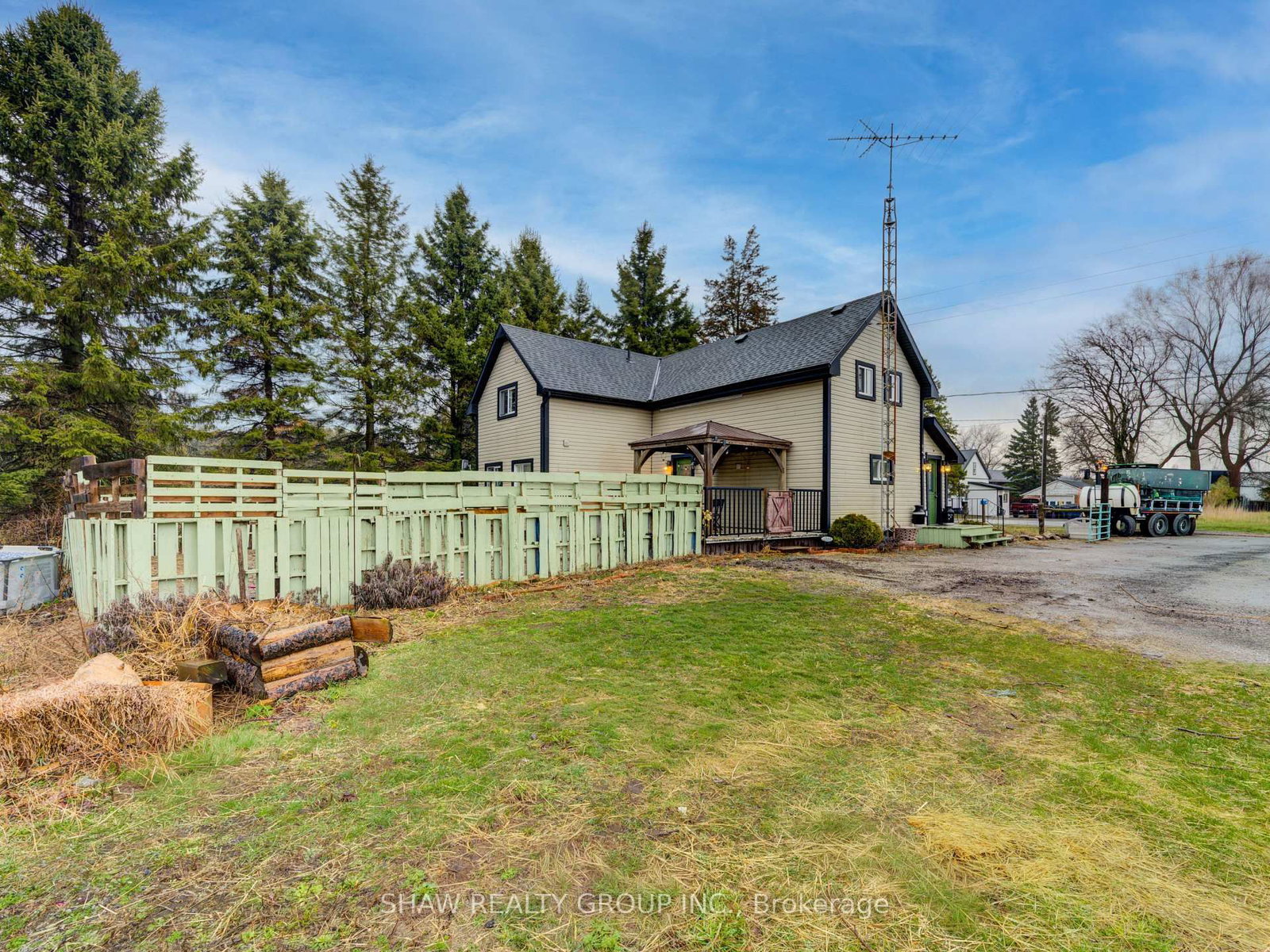 Listing Image 2