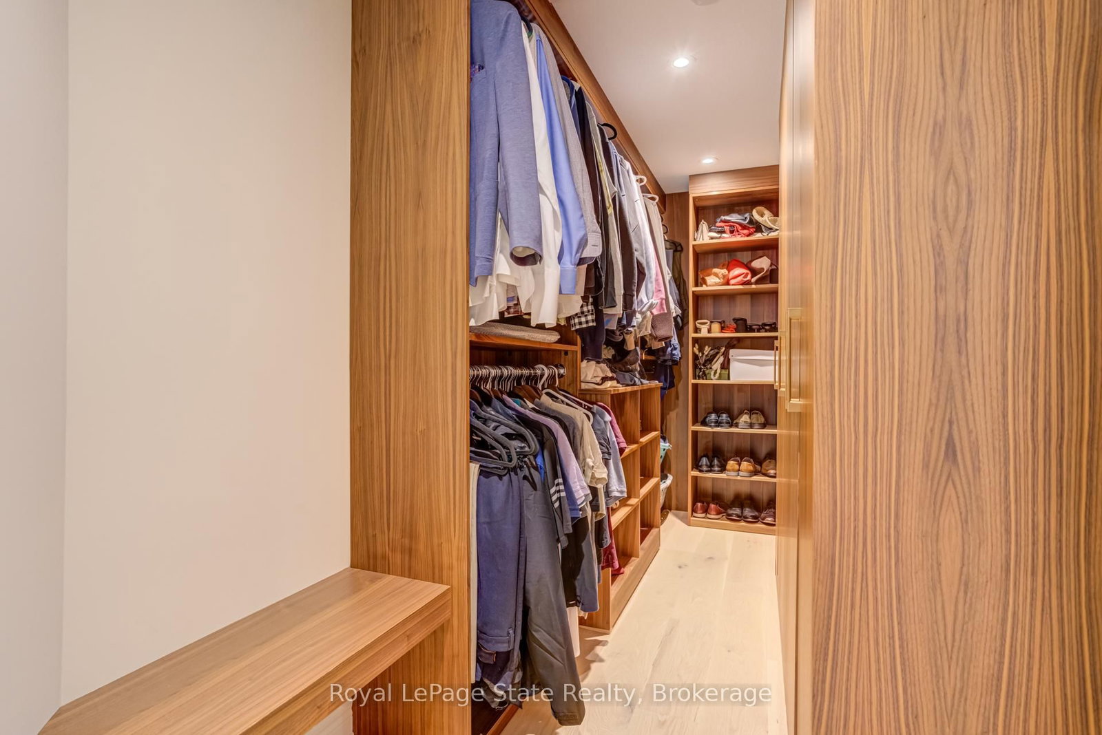 Detached House for sale at 234 Lovers Lane, Hamilton, Ontario, L9G 5B9 - Ancaster - MLS: X12929460