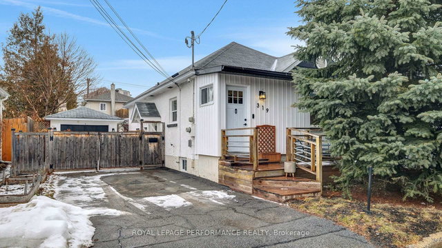 319 Frontenac Street