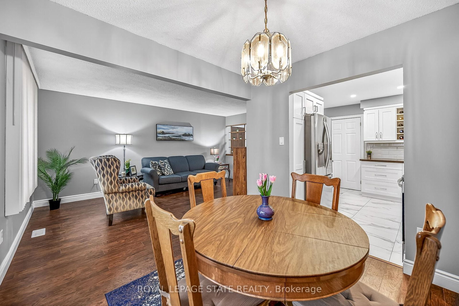 Semi-Detached House for sale at 143 Cranbrook Drive, Hamilton, Ontario, L9C 4S5 - Gilkson - MLS: X12929780