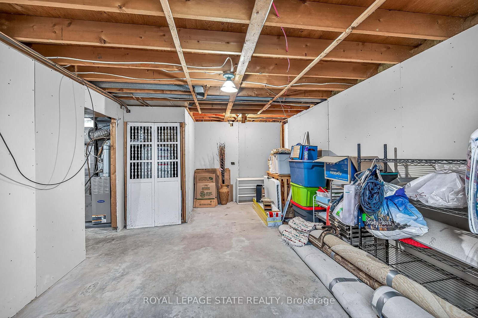 Semi-Detached House for sale at 143 Cranbrook Drive, Hamilton, Ontario, L9C 4S5 - Gilkson - MLS: X12929780