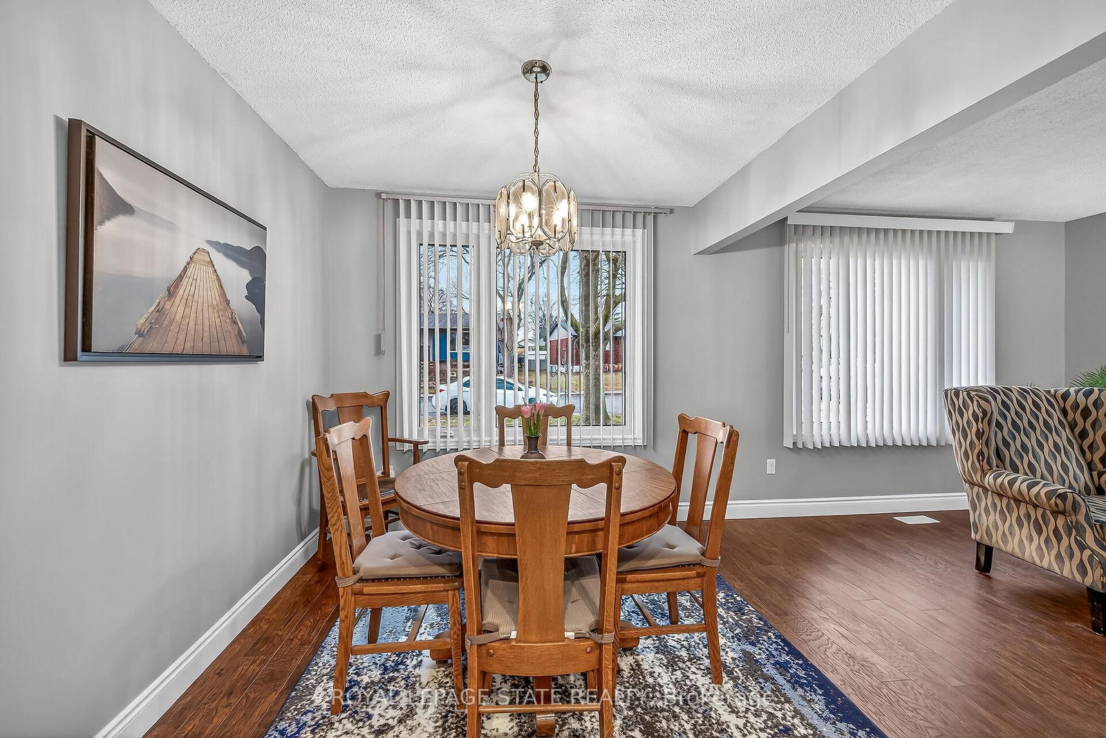 Semi-Detached House for sale at 143 Cranbrook Drive, Hamilton, Ontario, L9C 4S5 - Gilkson - MLS: X12929780