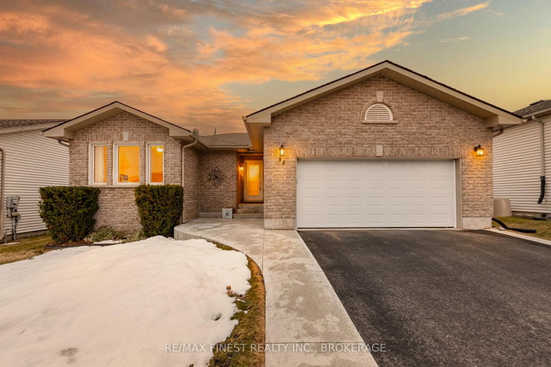 home for sale on 84 KILDARE Avenue