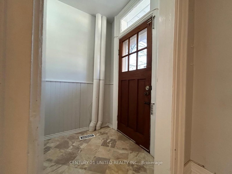 862 George St N, Peterborough, K9H 3T7 | Image 3