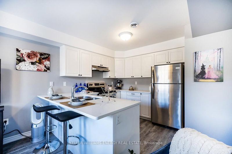 310 - 450 Lonsberry Dr, Cobourg, K9A 0K4 | Image 2