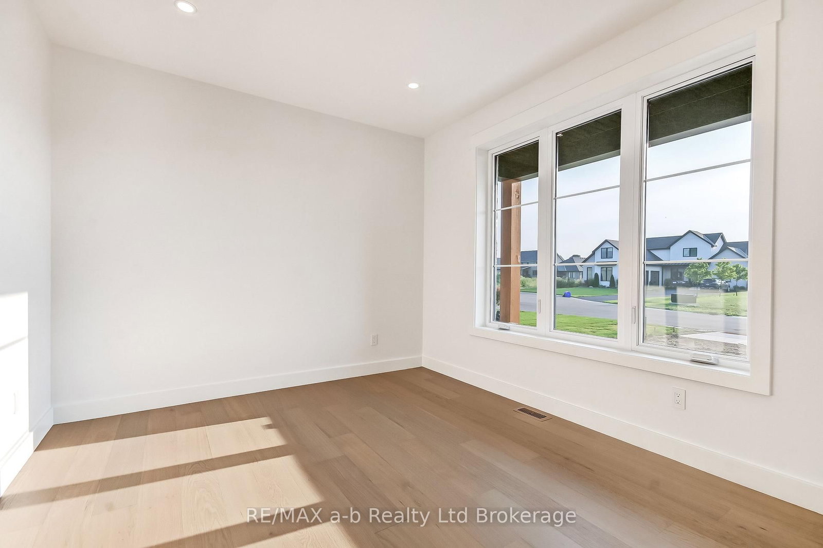 74 Herb Street • Norwich, ON photo 22
