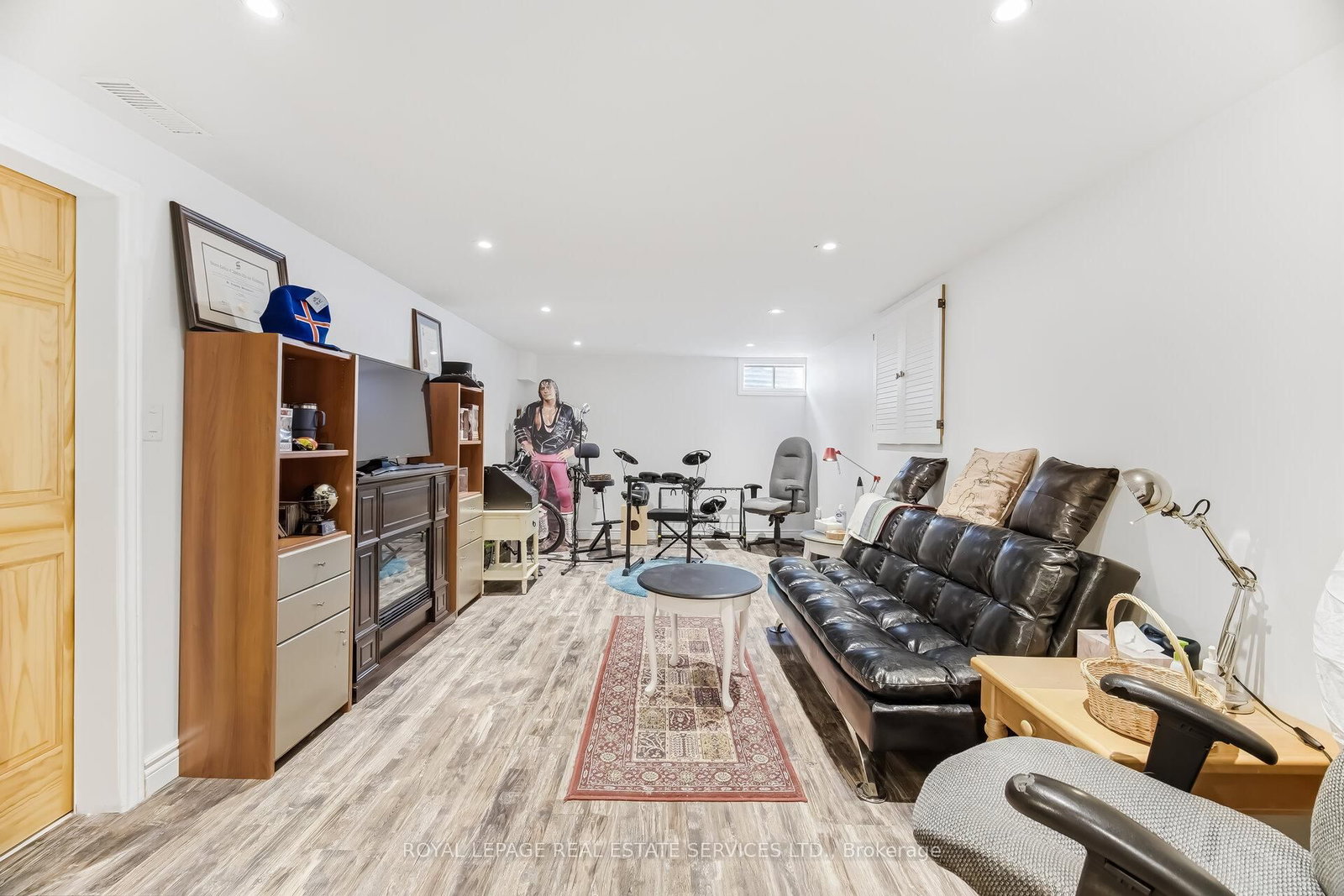 Listing Image 35