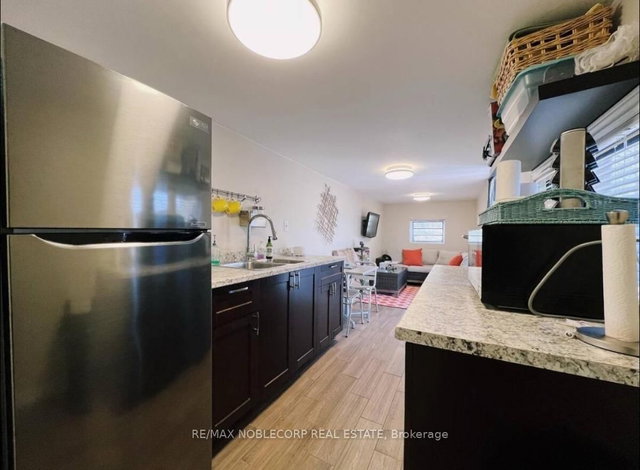 UNIT 154 - 248 Pinnacle Hill Road N
