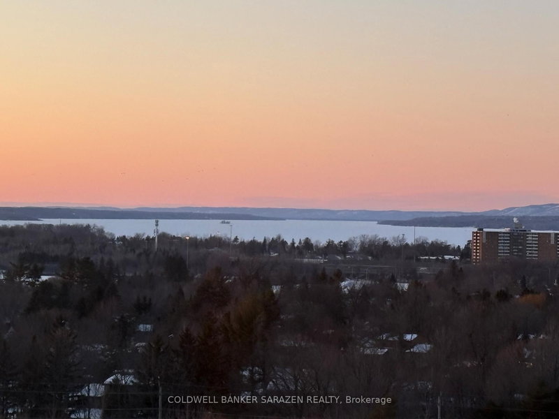 1215 - 80 Sandcastle Dr, Ottawa, K2H 9E7 | Image 2