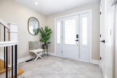 32 Kyle Avenue — photo 4