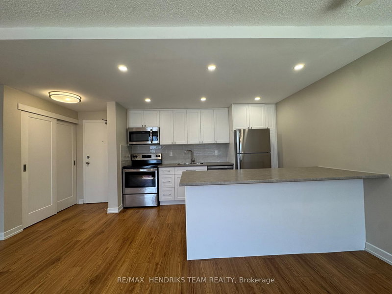 B102 - 80 Rockwood Ave, St. Catharines, L2P 3P2 | Image 3