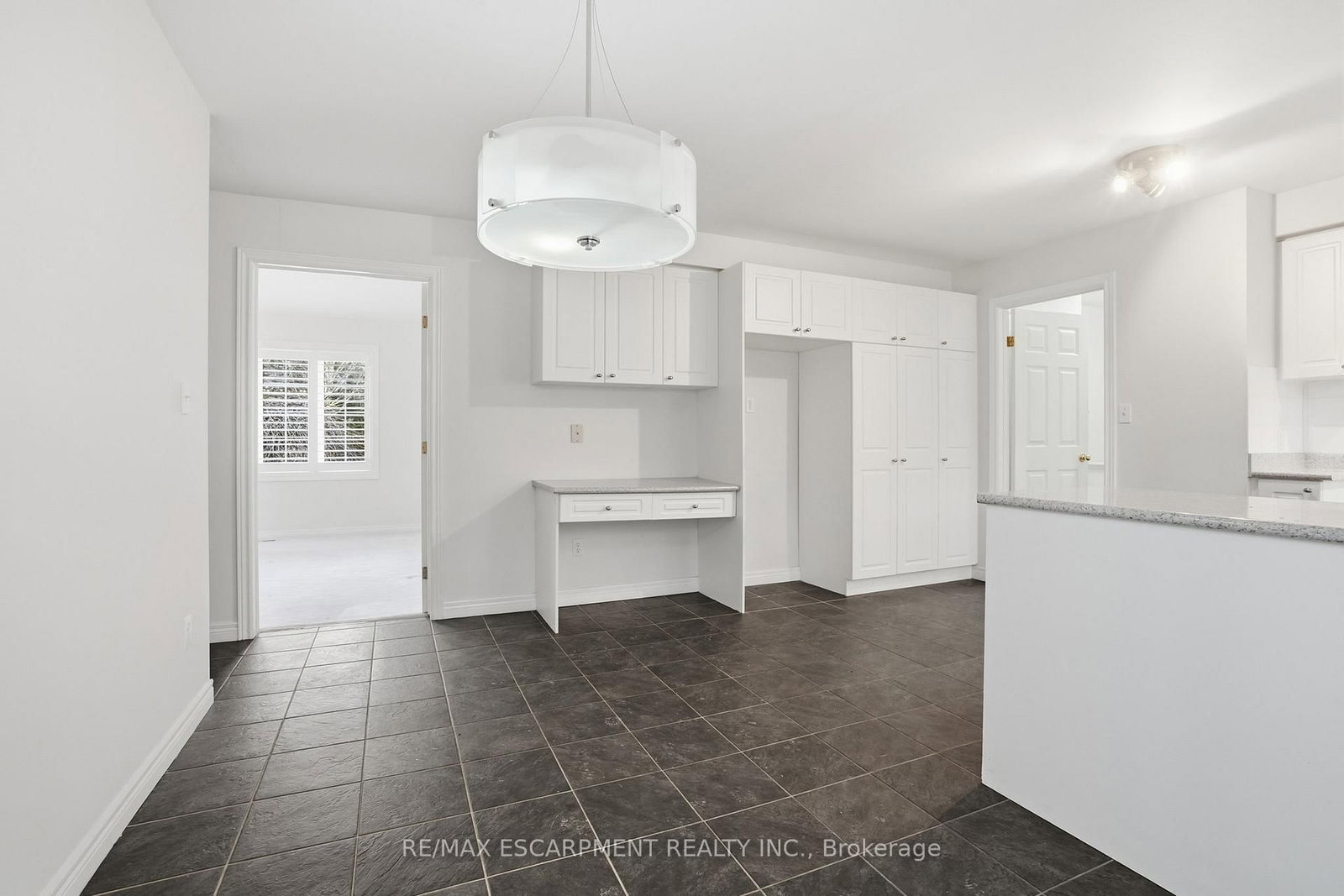 Detached House for sale at 65 Jerseyville Road, Hamilton, Ontario, L9G 1K2 - Ancaster - MLS: X12930910