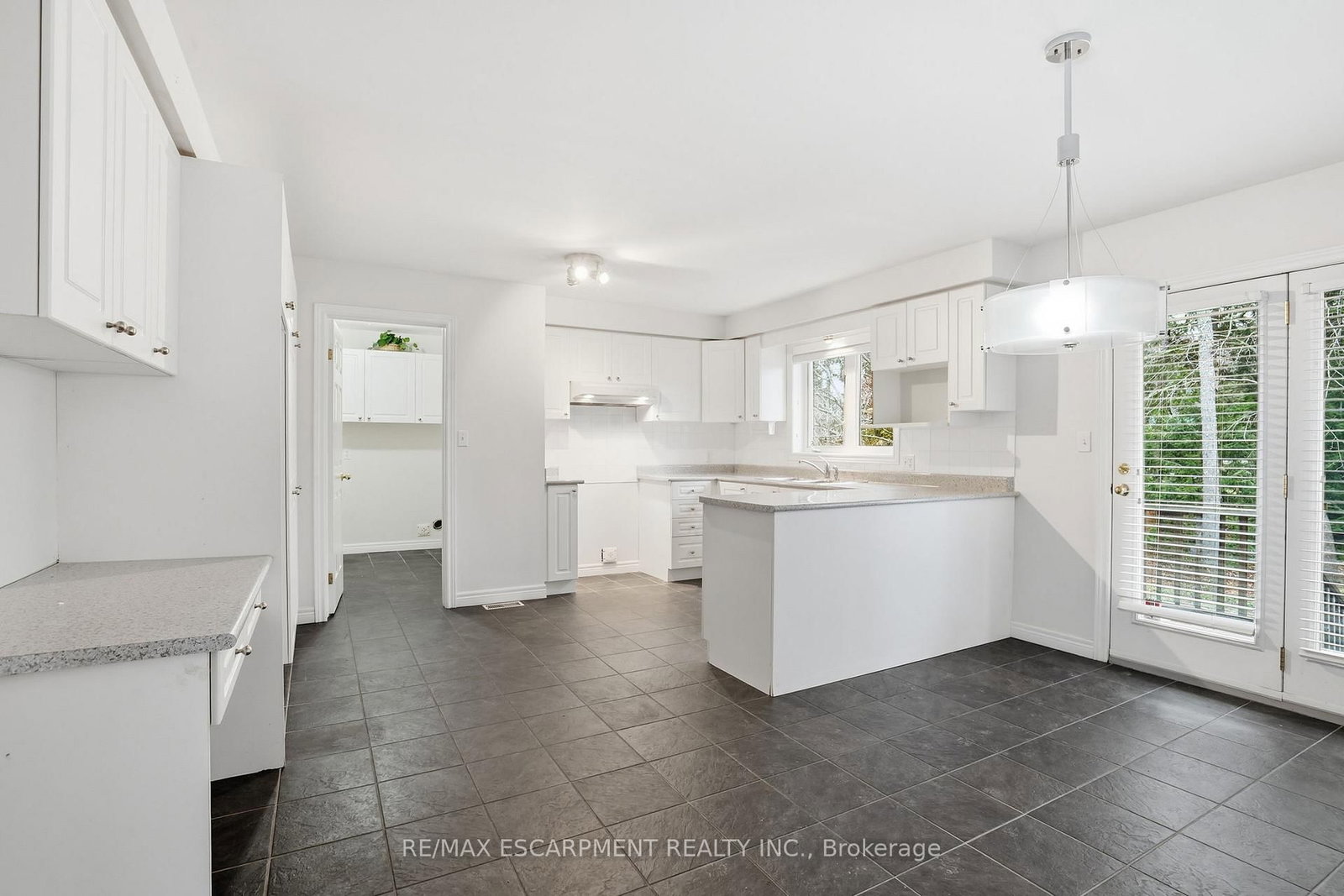 Detached House for sale at 65 Jerseyville Road, Hamilton, Ontario, L9G 1K2 - Ancaster - MLS: X12930910