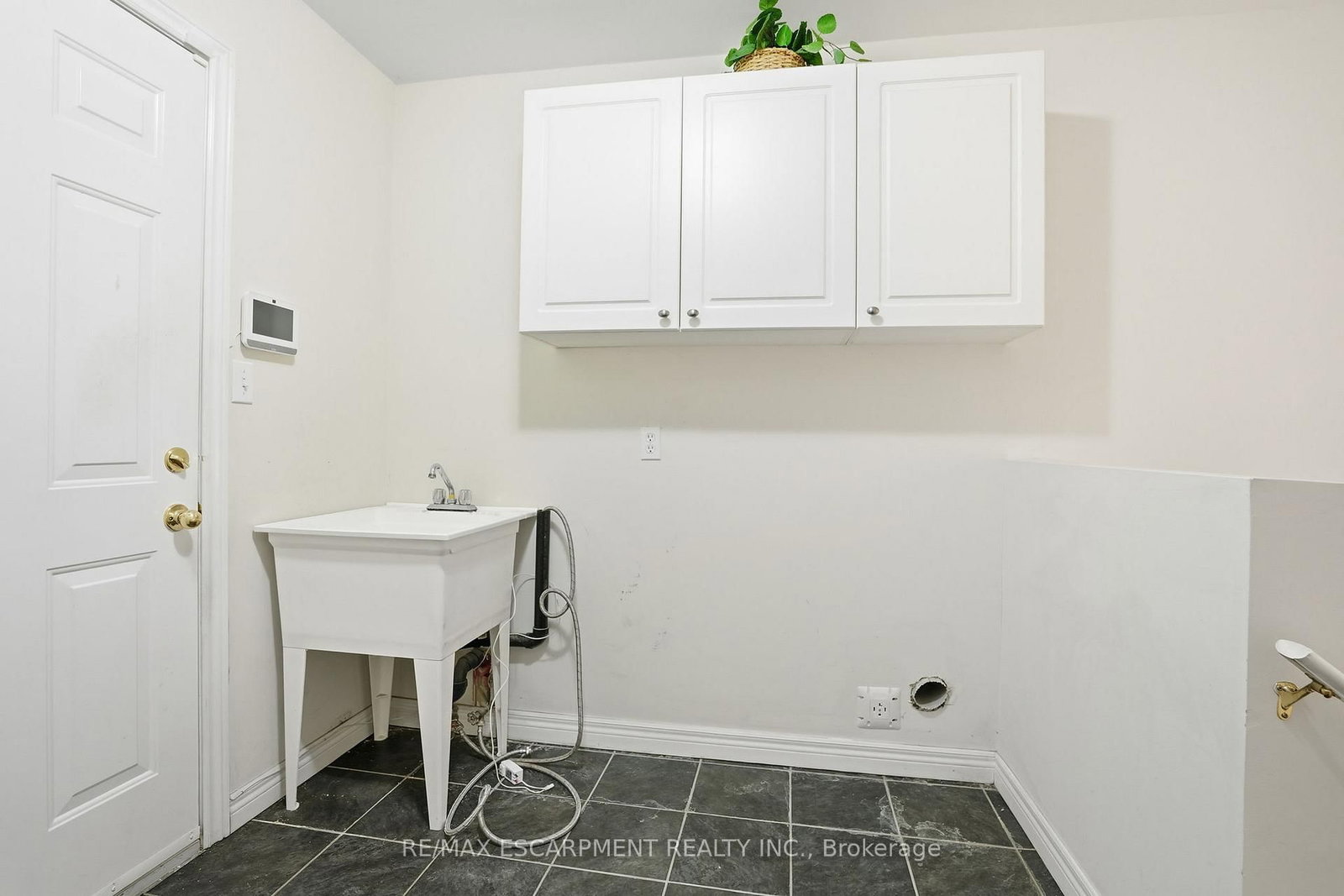 Detached House for sale at 65 Jerseyville Road, Hamilton, Ontario, L9G 1K2 - Ancaster - MLS: X12930910