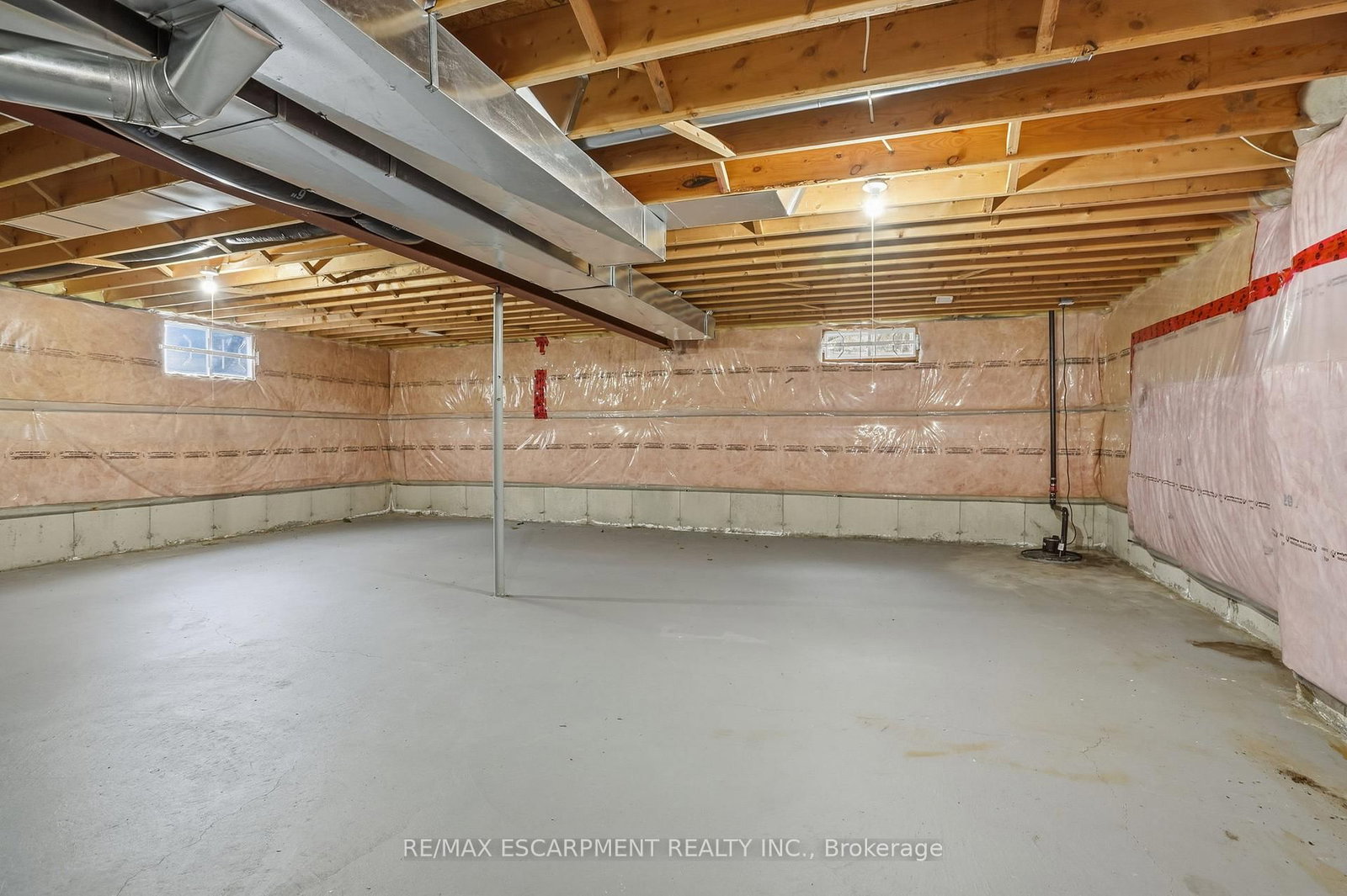 Detached House for sale at 65 Jerseyville Road, Hamilton, Ontario, L9G 1K2 - Ancaster - MLS: X12930910