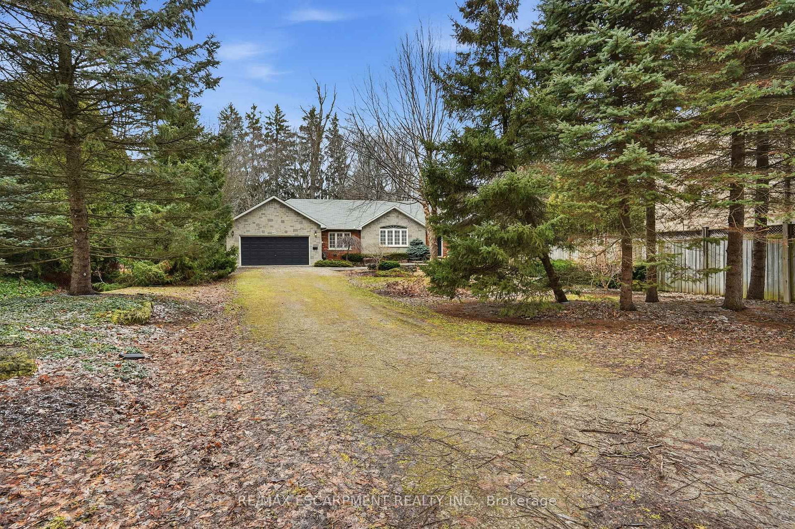 Detached House for sale at 65 Jerseyville Road, Hamilton, Ontario, L9G 1K2 - Ancaster - MLS: X12930910