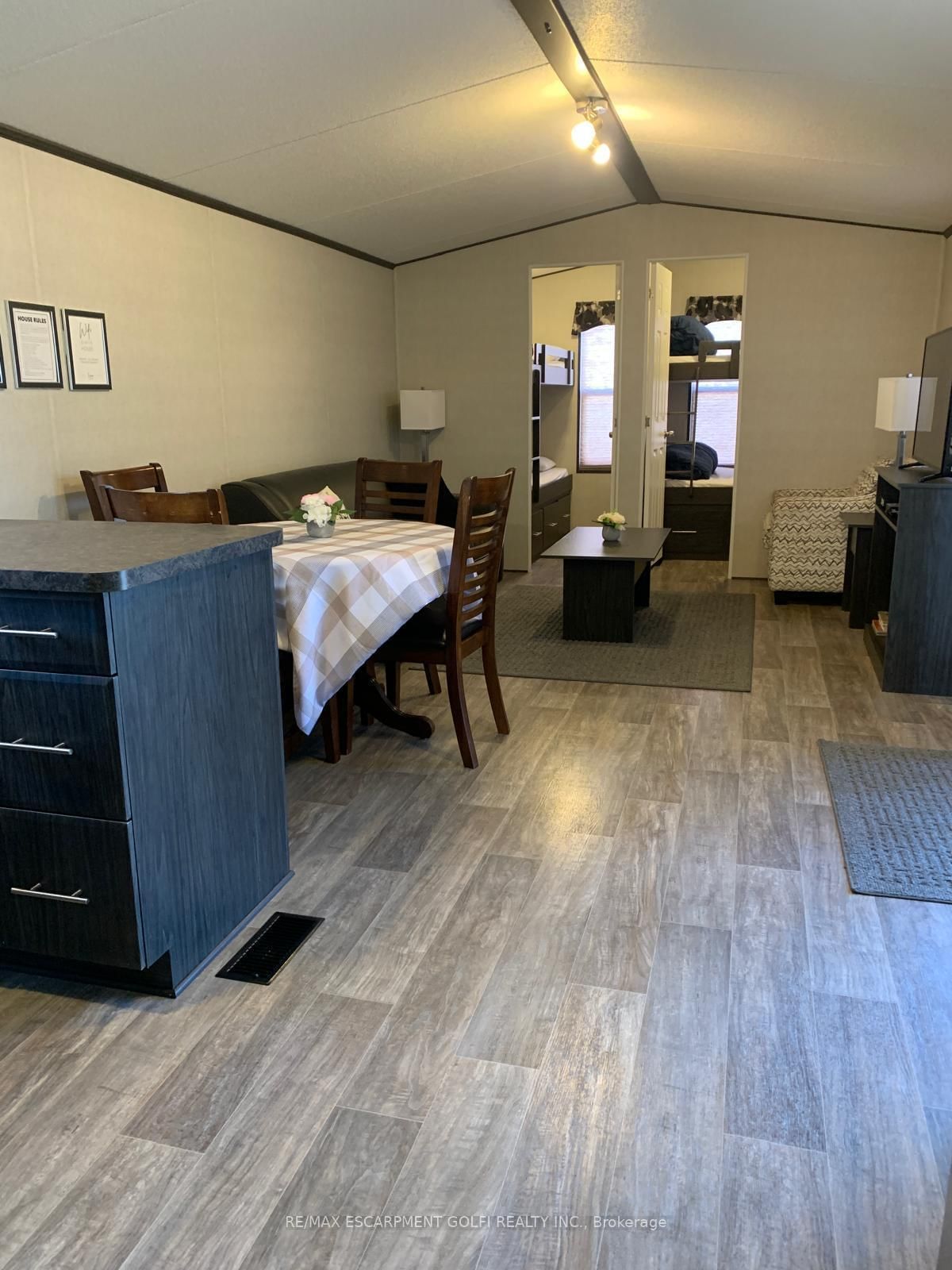 1501 Line 8 Road, Unit 502
